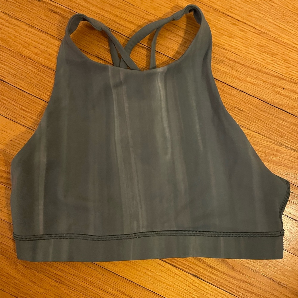 Lululemon high neck sports bra